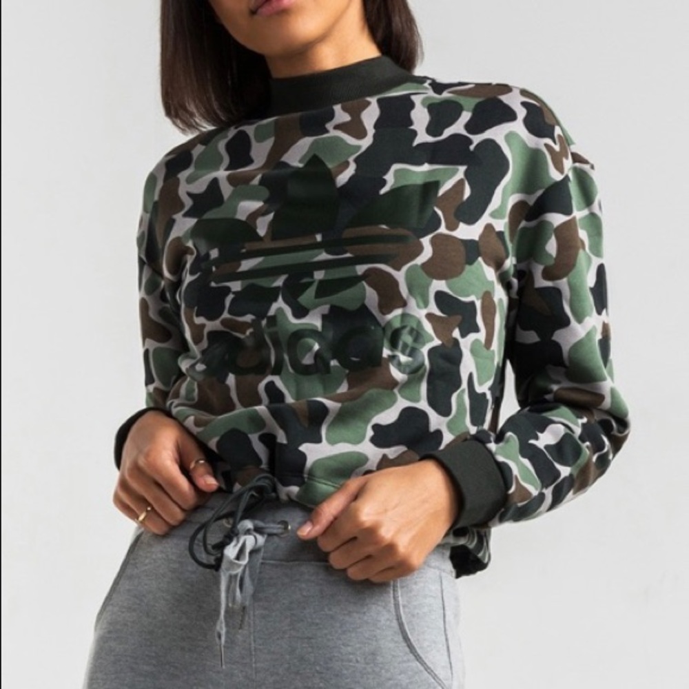 Adidas Original Camo Crop Sweatshirt